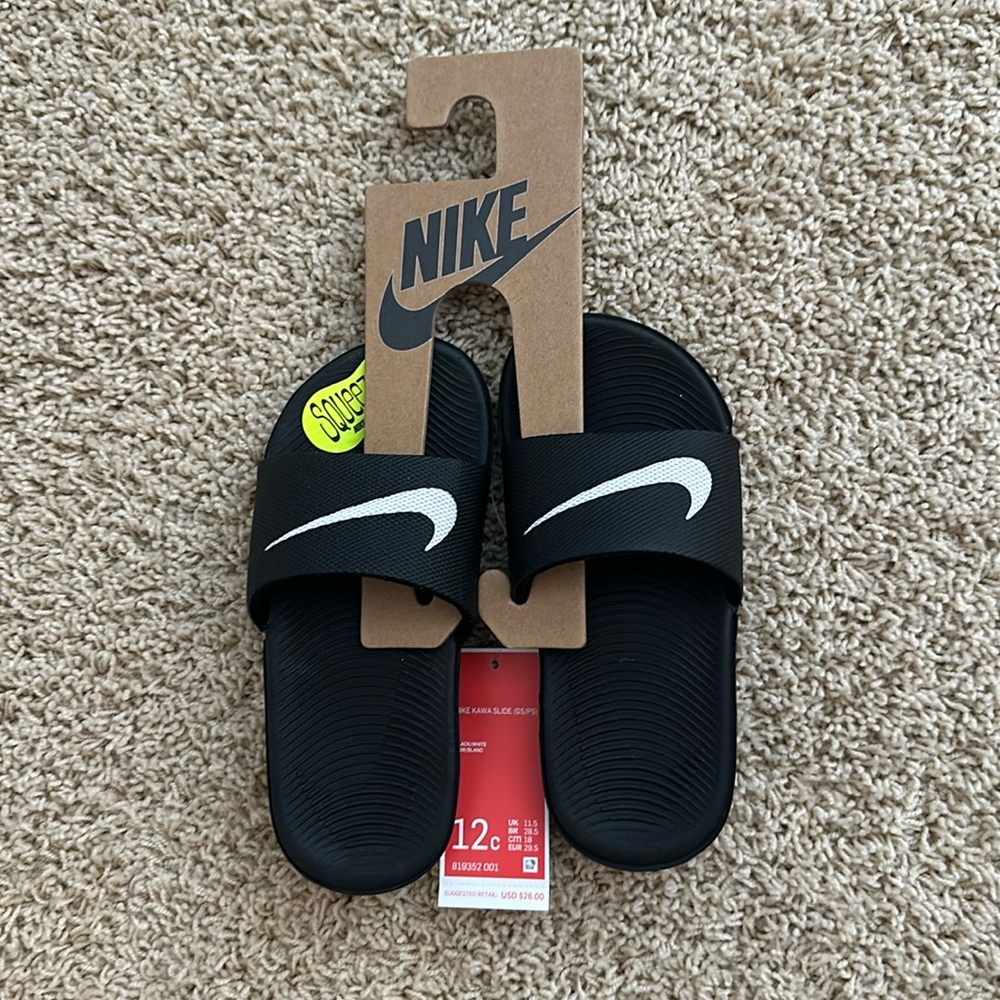 Nike youth sandals